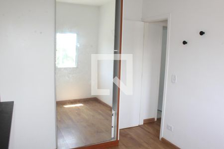 Quarto 1 de apartamento para alugar com 2 quartos, 75m² em Jardim Barbacena, Cotia