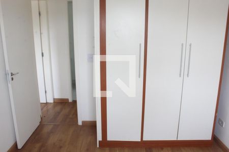 Quarto 2 de apartamento para alugar com 2 quartos, 75m² em Jardim Barbacena, Cotia