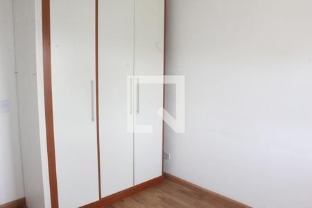 Quarto 2 de apartamento para alugar com 2 quartos, 75m² em Jardim Barbacena, Cotia