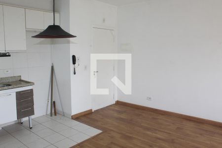 Sala de apartamento para alugar com 2 quartos, 75m² em Jardim Barbacena, Cotia