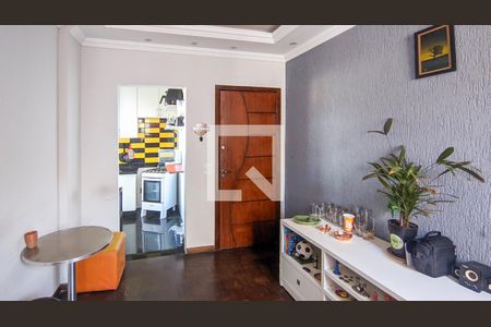 Sala de apartamento à venda com 3 quartos, 60m² em Sagrada Família, Belo Horizonte