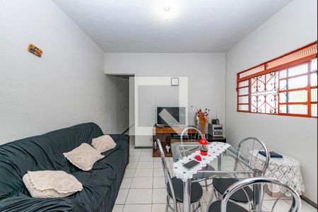 Sala de casa à venda com 3 quartos, 366m² em Estrela Dalva, Belo Horizonte