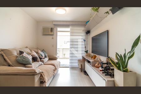 Sala de apartamento para alugar com 2 quartos, 75m² em Recreio dos Bandeirantes, Rio de Janeiro