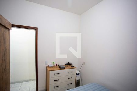 Quarto 1 Casa 1 de casa à venda com 7 quartos, 272m² em Casa Grande, Diadema