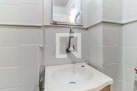 Banheiro de kitnet/studio para alugar com 1 quarto, 30m² em Consolação, São Paulo