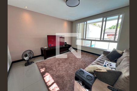 Sala de casa de condomínio à venda com 3 quartos, 210m² em Taquara, Rio de Janeiro