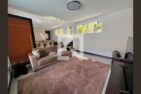 Sala de casa de condomínio à venda com 3 quartos, 210m² em Taquara, Rio de Janeiro