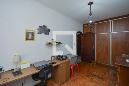 Quarto 2 de casa à venda com 3 quartos, 165m² em Conjunto Residencial Salvador Tolezani, São Paulo