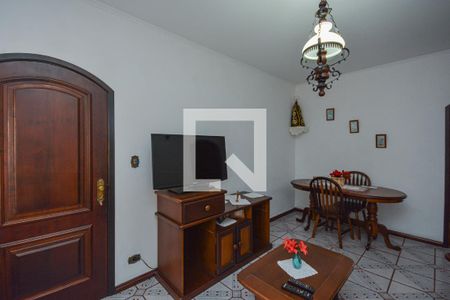 Sala de casa à venda com 3 quartos, 165m² em Conjunto Residencial Salvador Tolezani, São Paulo