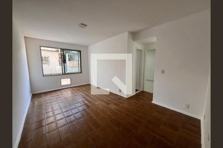 Sala de apartamento à venda com 2 quartos, 70m² em Taquara, Rio de Janeiro