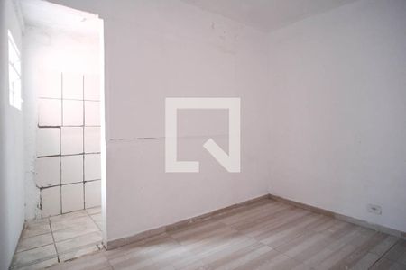 Quarto 2 de casa para alugar com 2 quartos, 75m² em Vila Uniao (zona Leste), São Paulo