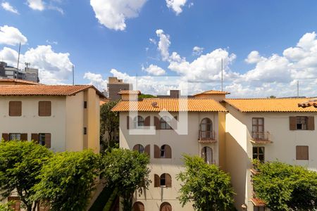 Vista da sacada de apartamento à venda com 3 quartos, 120m² em Jardim Flamboyant, Campinas