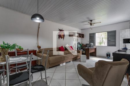 Sala de casa à venda com 4 quartos, 200m² em Bom Jesus, Porto Alegre