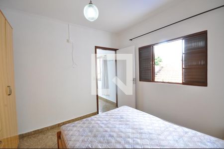 Quarto 1 de casa para alugar com 2 quartos, 100m² em Jardim Andarai, São Paulo