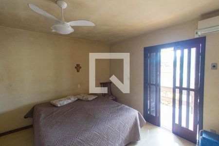 Suíte de casa à venda com 2 quartos, 450m² em Cristo Rei, São Leopoldo