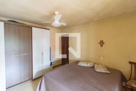 Suíte de casa à venda com 2 quartos, 450m² em Cristo Rei, São Leopoldo