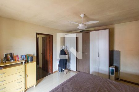 Suíte de casa à venda com 2 quartos, 450m² em Cristo Rei, São Leopoldo