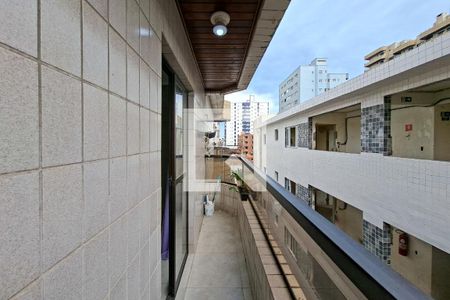 Sacada/Sala de apartamento para alugar com 2 quartos, 92m² em Vila Tupi, Praia Grande