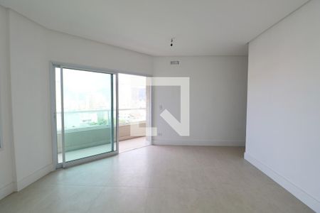 Sala de apartamento para alugar com 3 quartos, 128m² em Jardim Virginia, Guarujá