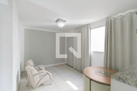 Sala  de apartamento para alugar com 2 quartos, 45m² em Morro do Confisco, Contagem