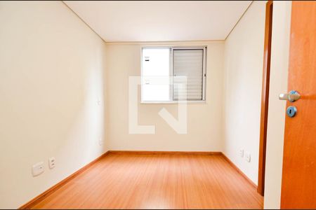 Quarto2/ suite de apartamento para alugar com 2 quartos, 51m² em Funcionários, Belo Horizonte