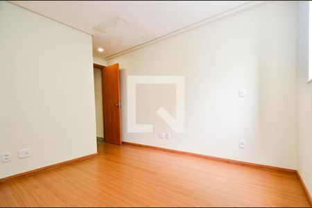 Quarto1/ suite de apartamento para alugar com 2 quartos, 51m² em Funcionários, Belo Horizonte