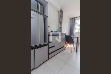 Sala, Cozinha e Área de Serviço de apartamento para alugar com 1 quarto, 27m² em Tatuapé, São Paulo