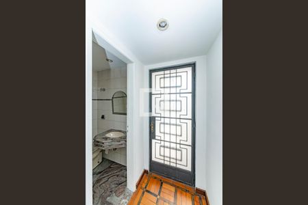 Lavabo de casa para alugar com 4 quartos, 250m² em Padre Eustáquio, Belo Horizonte