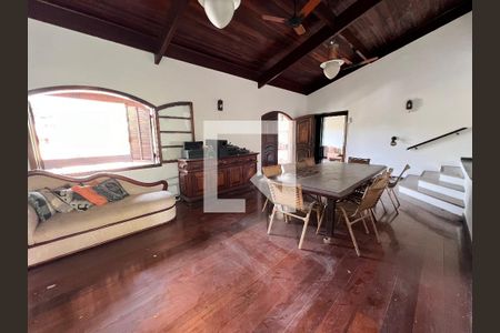 Sala de casa para alugar com 4 quartos, 700m² em Freguesia (jacarepaguá), Rio de Janeiro