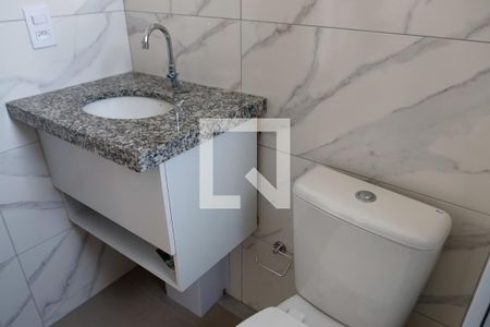 Banheiro de apartamento à venda com 1 quarto, 30m² em Km 18, Osasco