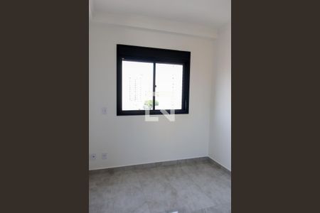 Quarto  de apartamento à venda com 1 quarto, 30m² em Km 18, Osasco