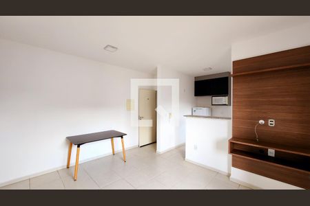 Sala de apartamento para alugar com 2 quartos, 60m² em Medeiros, Jundiaí