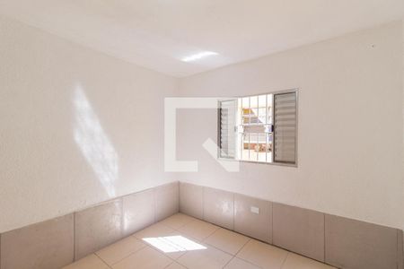 Sala/Quarto de casa para alugar com 1 quarto, 30m² em Vila Jussara, Carapicuíba