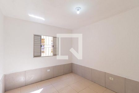 Sala/Quarto de casa para alugar com 1 quarto, 30m² em Vila Jussara, Carapicuíba