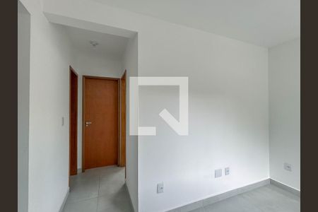 Sala de apartamento para alugar com 2 quartos, 47m² em Vila Clarice, São Paulo