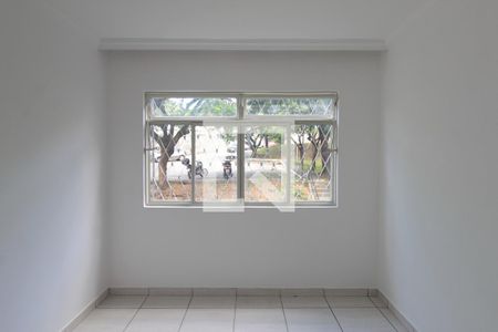 Sala de apartamento para alugar com 2 quartos, 68m² em Santa Amelia, Belo Horizonte