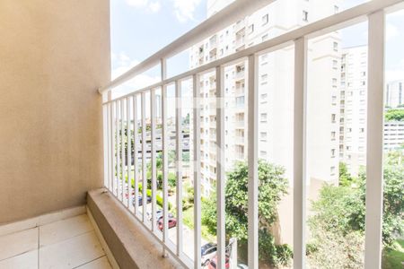 Sacada de apartamento para alugar com 2 quartos, 63m² em Jardim Tupanci, Barueri