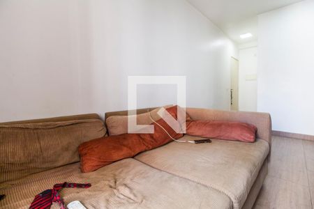 Sala de TV de apartamento para alugar com 2 quartos, 63m² em Jardim Tupanci, Barueri