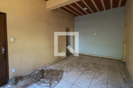 Hall de casa à venda com 7 quartos, 920m² em Centro, Betim