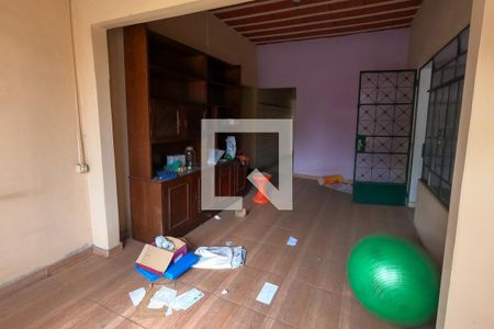 Sala de casa à venda com 7 quartos, 920m² em Centro, Betim