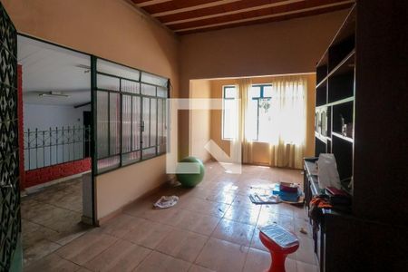 Sala de casa à venda com 7 quartos, 920m² em Centro, Betim