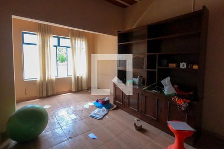 Sala de casa à venda com 7 quartos, 920m² em Centro, Betim