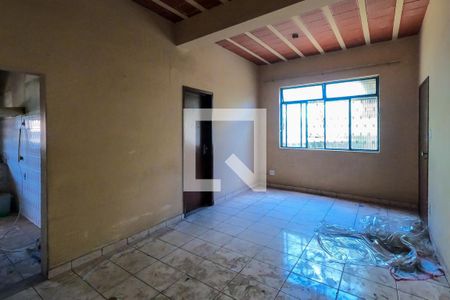 Hall de casa à venda com 7 quartos, 920m² em Centro, Betim