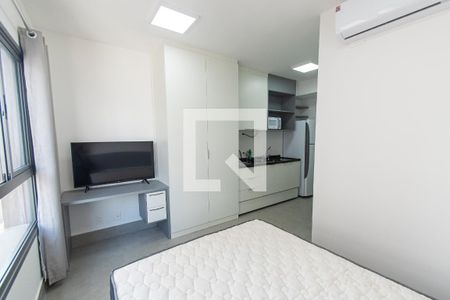 Sala/quarto de kitnet/studio para alugar com 1 quarto, 20m² em Vila Firmiano Pinto, São Paulo