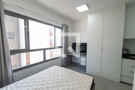 Sala/quarto de kitnet/studio para alugar com 1 quarto, 20m² em Vila Firmiano Pinto, São Paulo