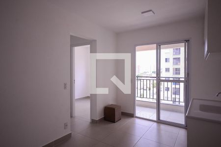 Sala/Cozinha  de apartamento para alugar com 2 quartos, 37m² em Sacomã, São Paulo