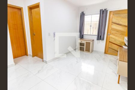 Sala/Cozinha de casa para alugar com 2 quartos, 49m² em Vila Invernada, São Paulo