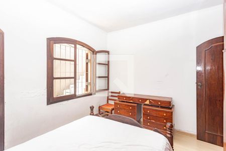 Quarto 1 de casa para alugar com 3 quartos, 180m² em Jardim Maria Estela, São Paulo