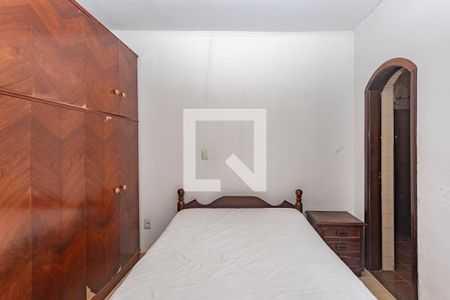 Quarto 1 de casa para alugar com 3 quartos, 180m² em Jardim Maria Estela, São Paulo