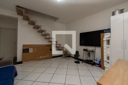 Sala de casa para alugar com 3 quartos, 120m² em Mikail Ii, Guarulhos